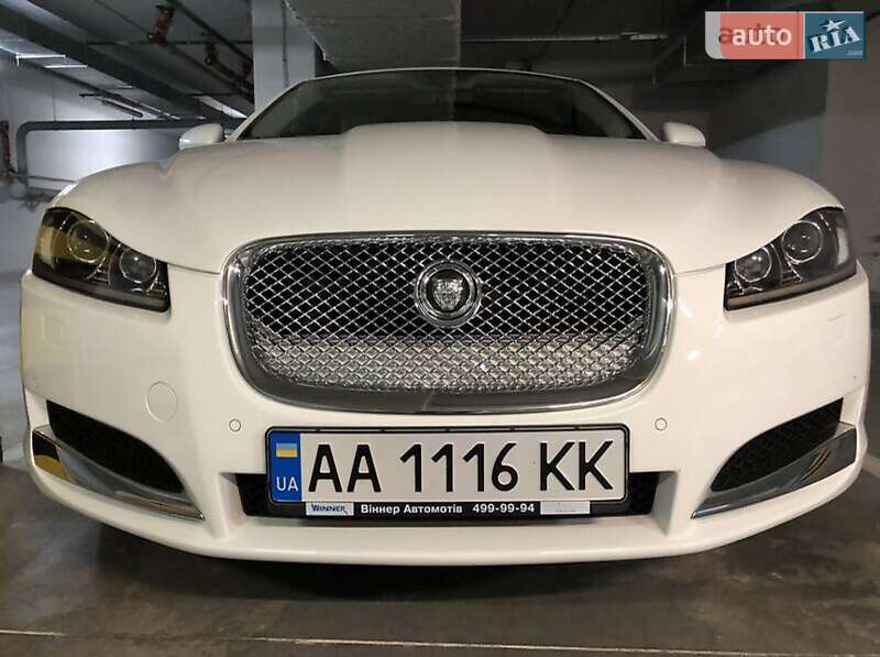 Jaguar XF 2012