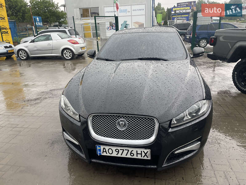 Jaguar XF 2013