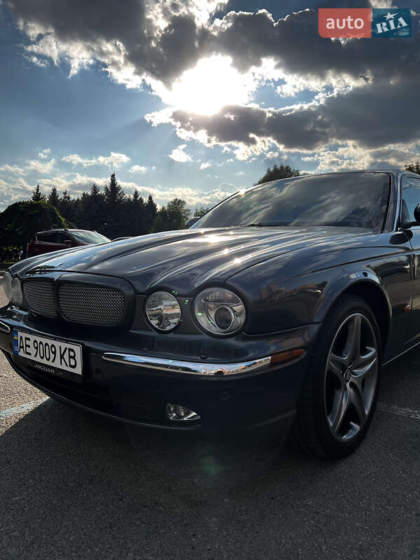 Jaguar XJ 2006