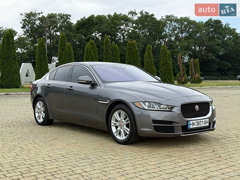 Jaguar XE 2016
