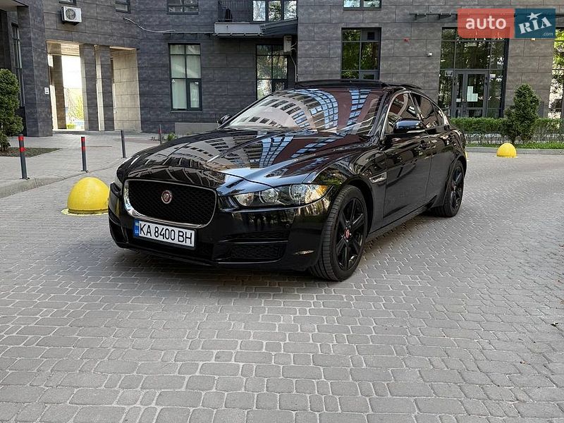 Jaguar XE 2016