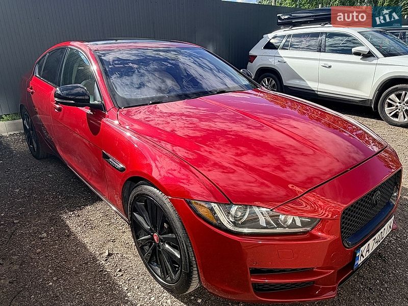 Jaguar XE 2016