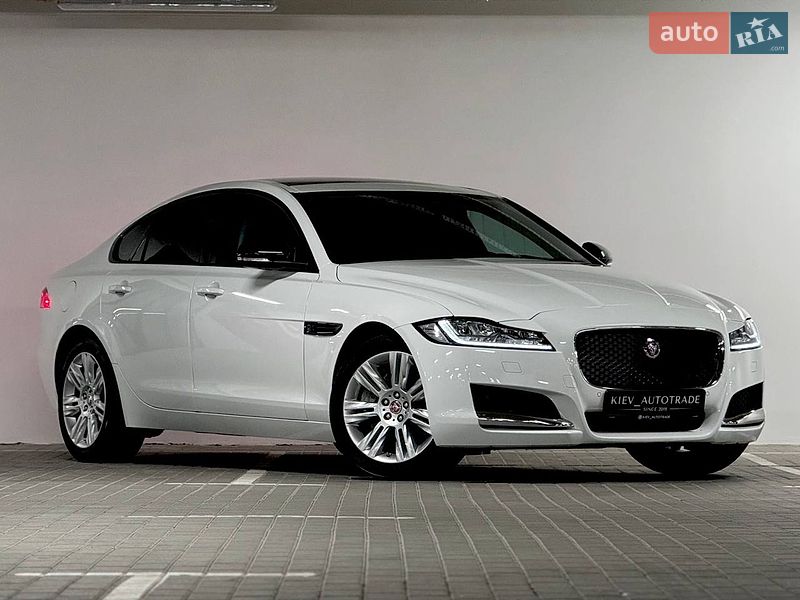 Jaguar XF 2016