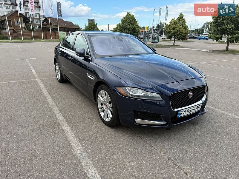 Jaguar XF 2016
