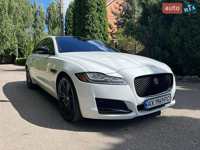 Jaguar XF 2016