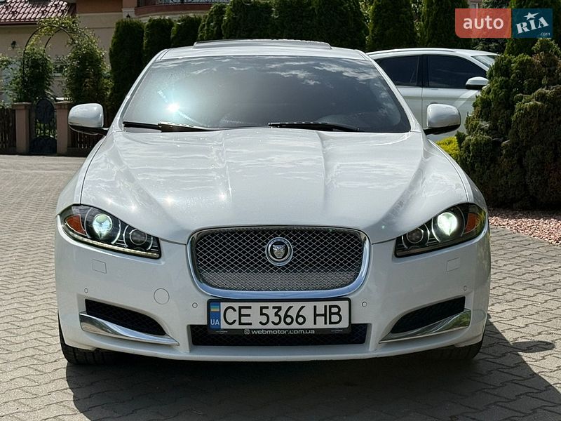 Jaguar XF 2012