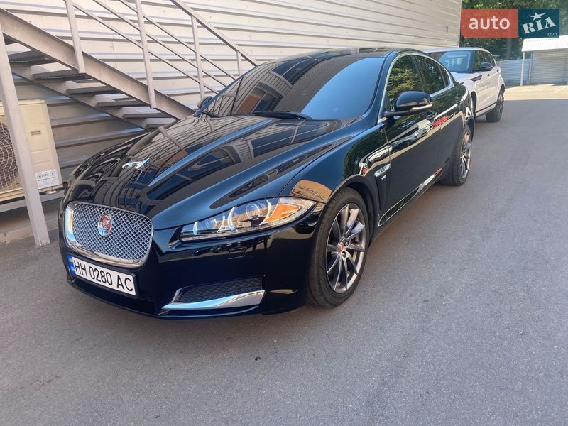 Jaguar XF 2013