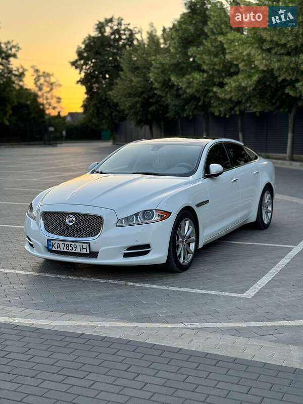 Jaguar XJ 2013
