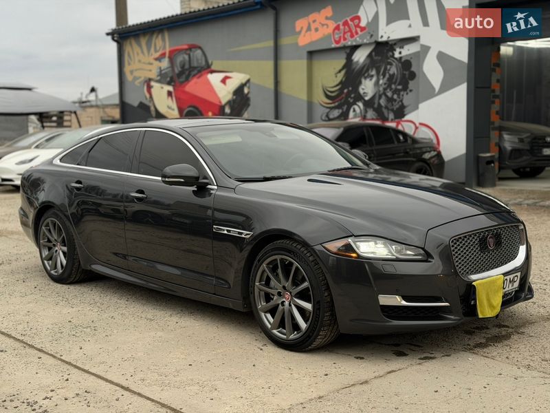 Jaguar XJ 2016