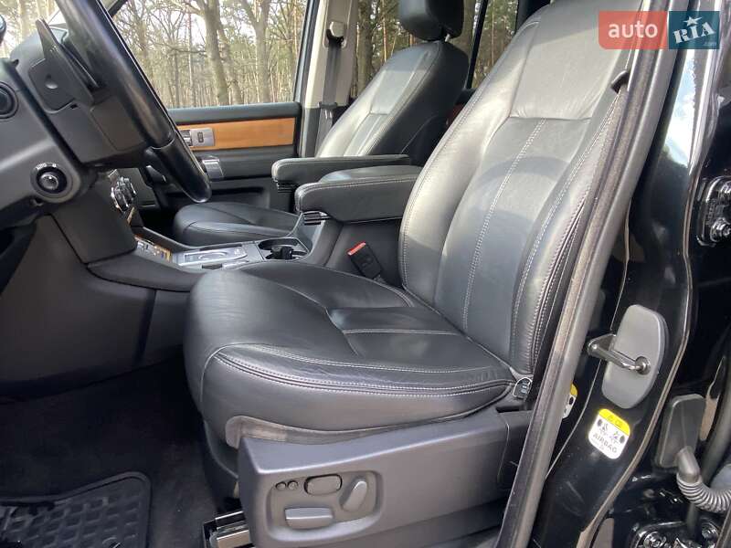 Land Rover Discovery 2012