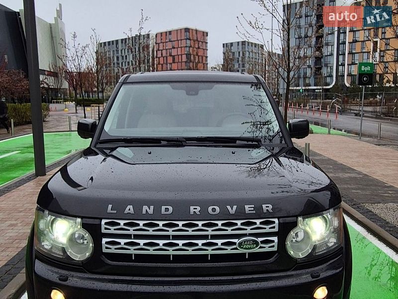 Land Rover Discovery 2013