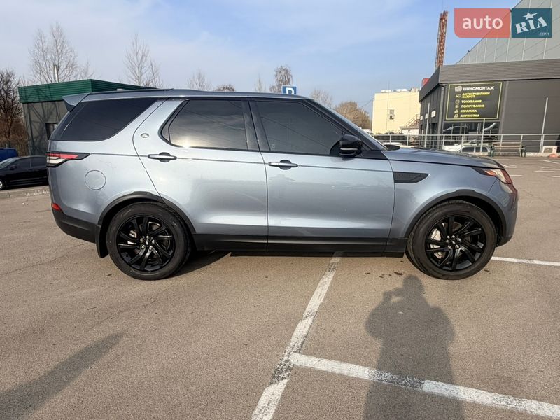 Land Rover Discovery 2018