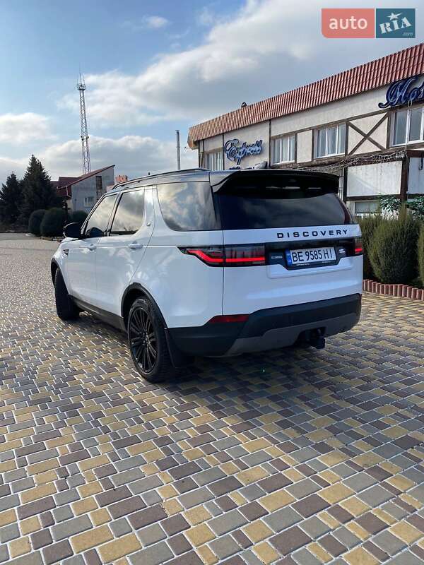 Land Rover Discovery 2019
