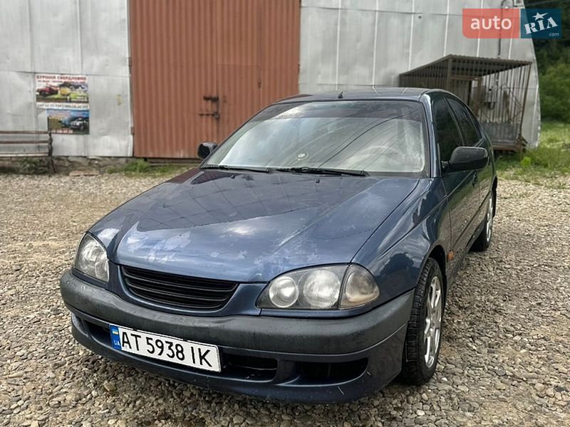 Toyota Avensis 1999