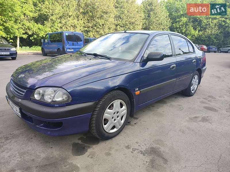 Toyota Avensis 1998