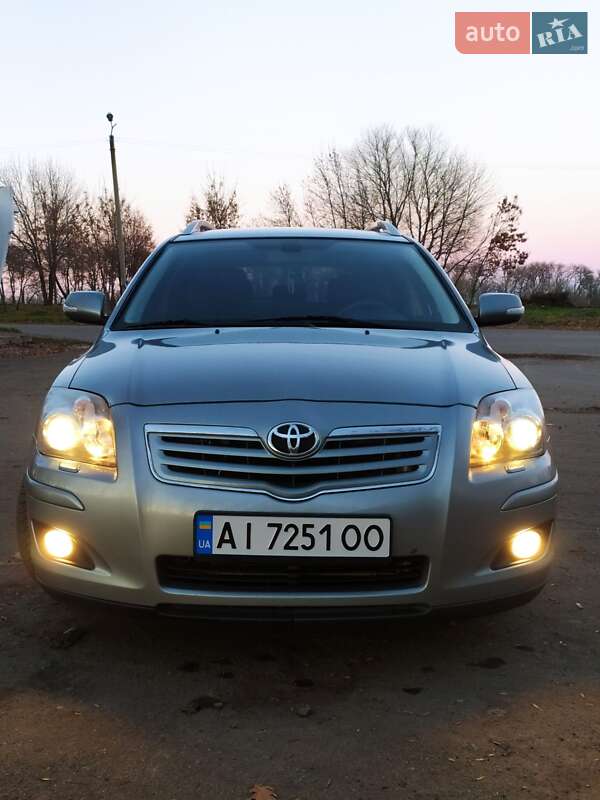 Toyota Avensis 2008