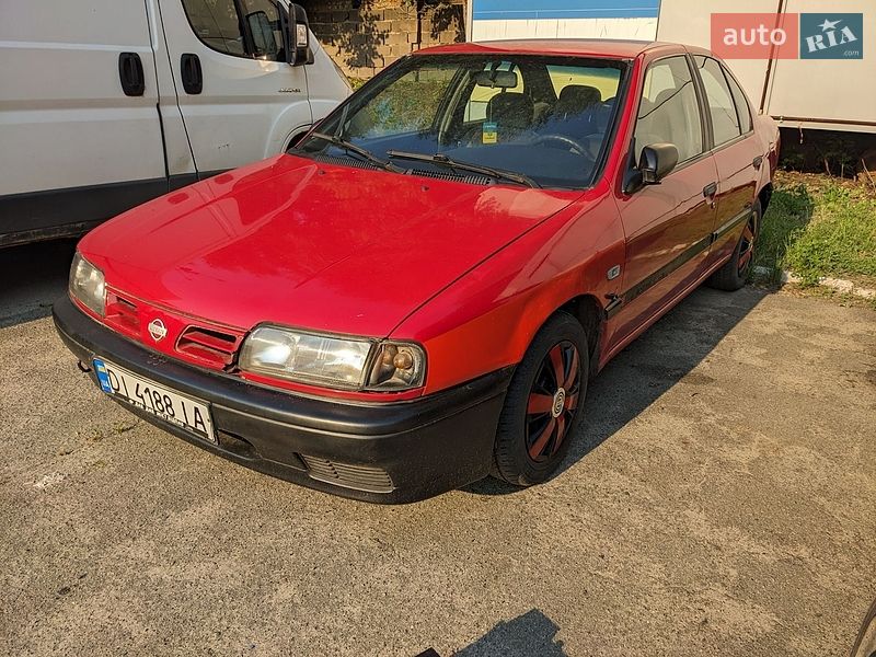 Nissan Primera 1995