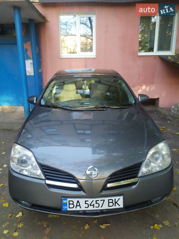 Nissan Primera 2003