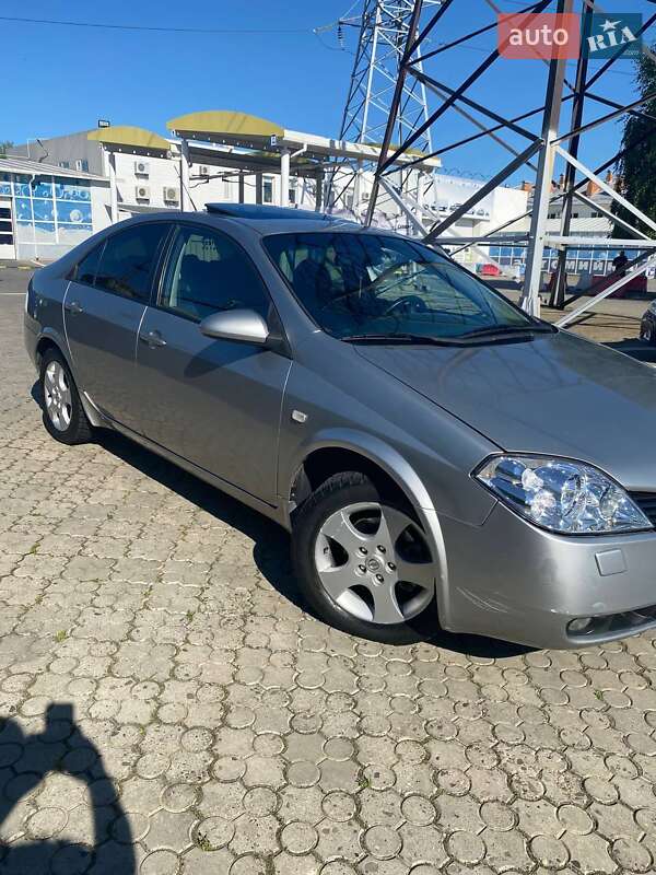 Nissan Primera 2003