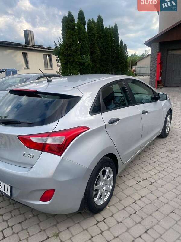 Hyundai i30 2013
