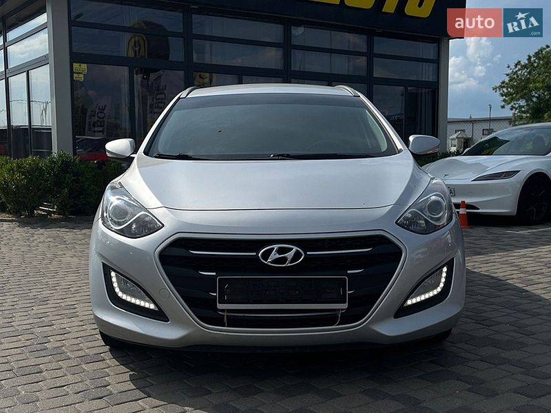 Hyundai i30 2015
