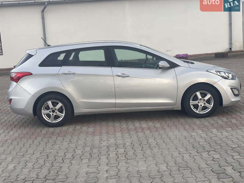 Hyundai i30 2012