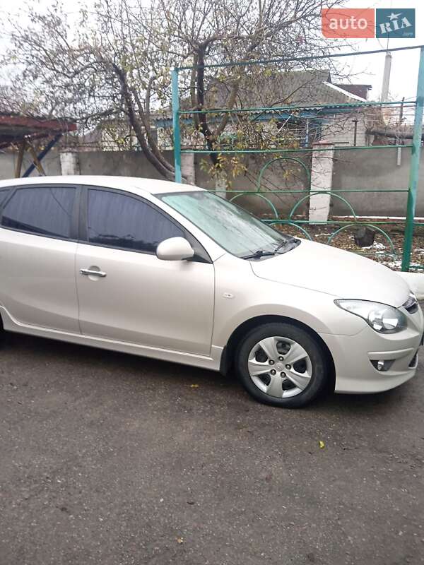 Hyundai i30 2010