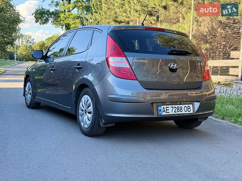 Hyundai i30 2011