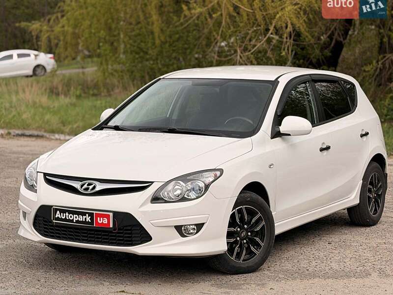 Hyundai i30 2011