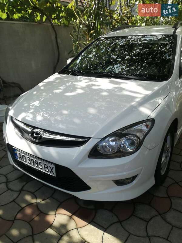 Hyundai i30 2012