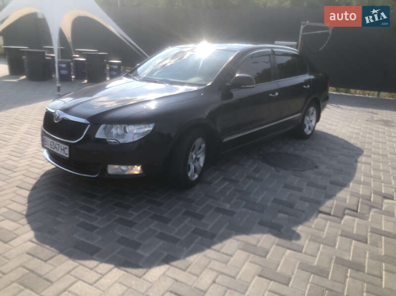 Skoda Superb 2011