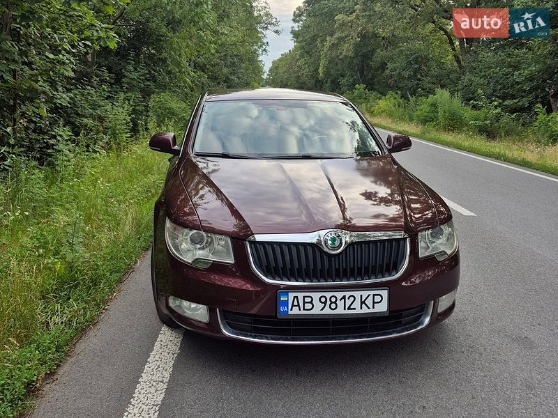 Skoda Superb 2011