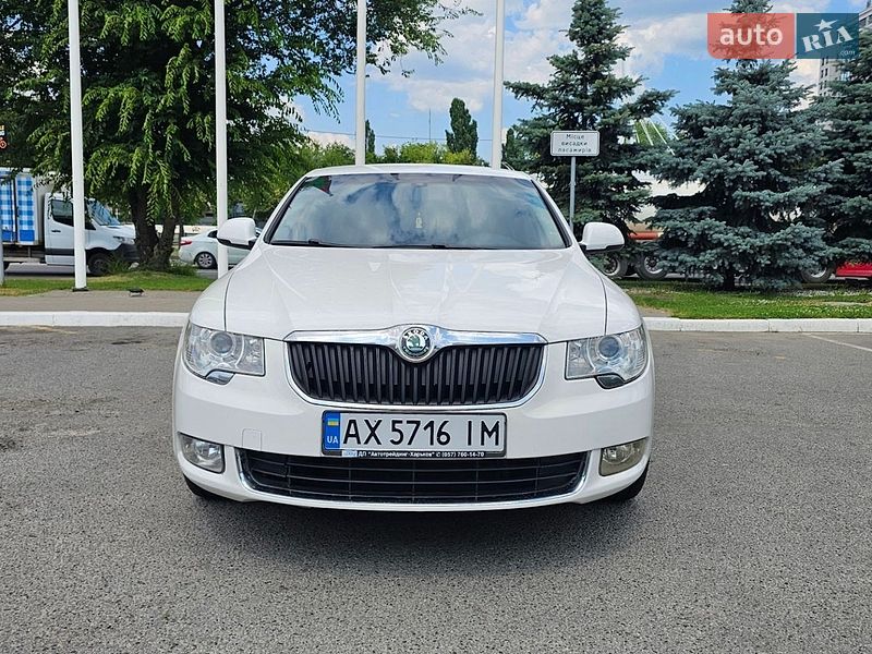 Skoda Superb 2013