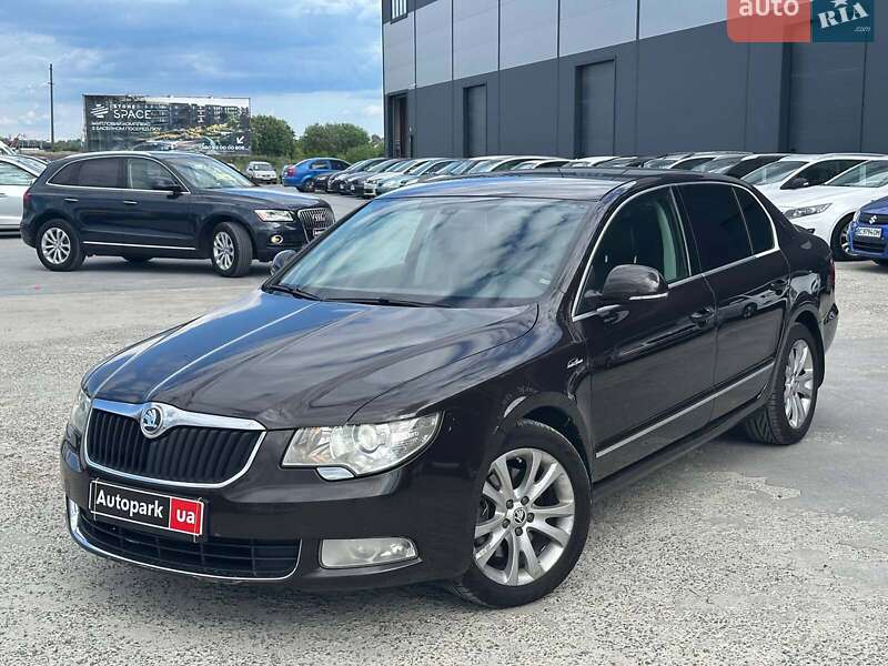 Skoda Superb 2012