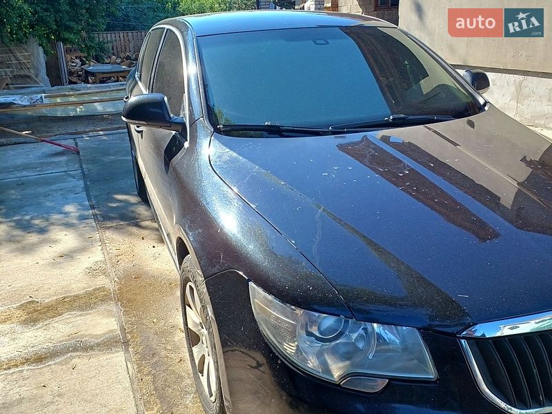 Skoda Superb 2012