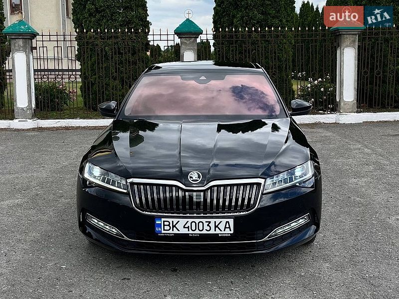 Skoda Superb 2022