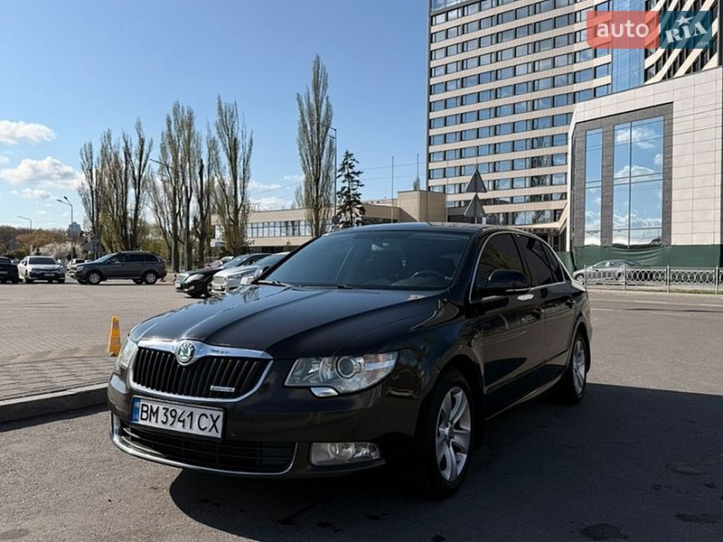 Skoda Superb 2012