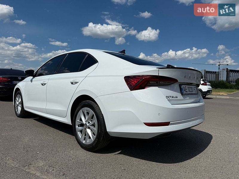 Skoda Octavia 2023