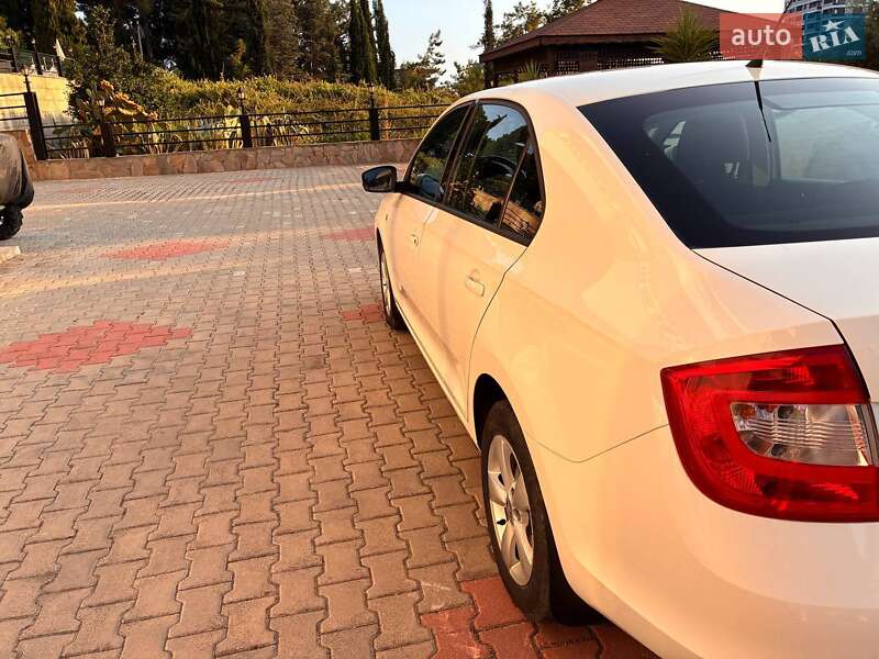 Skoda Rapid 2013
