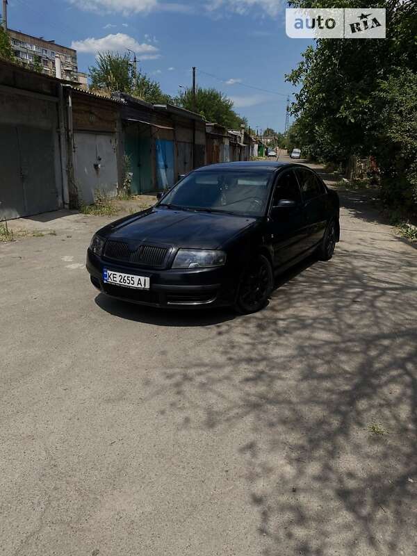 Skoda Superb 2004