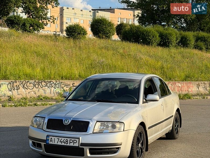 Skoda Superb 2005