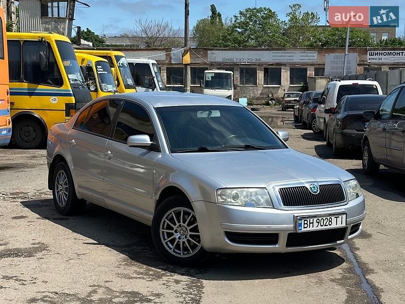 Skoda Superb 2006