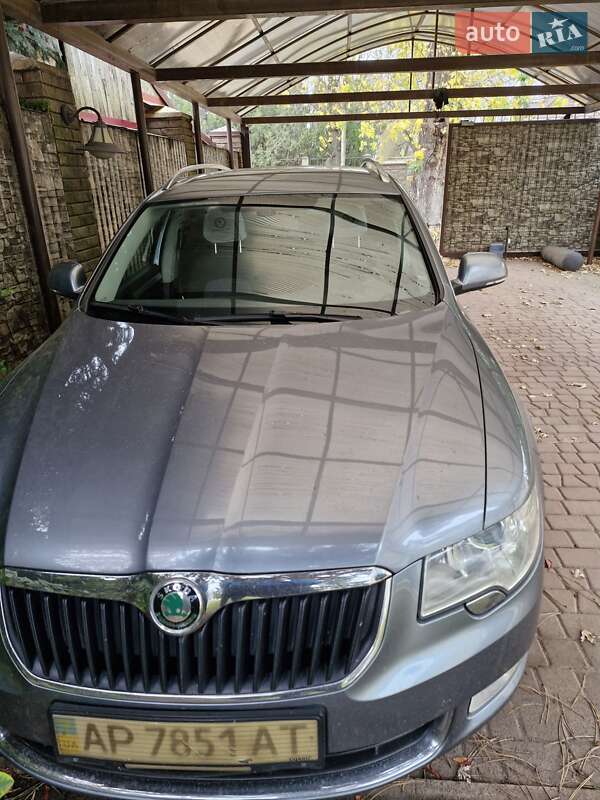 Skoda Superb 2012