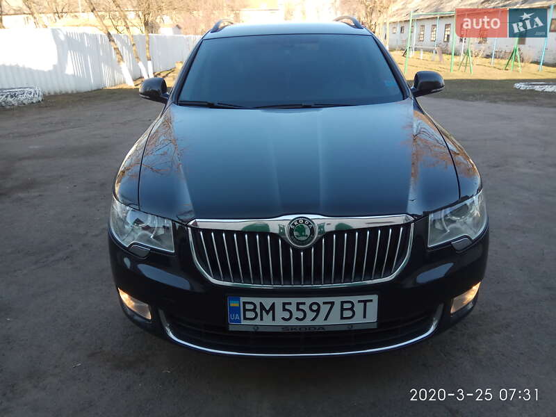 Skoda Superb 2011