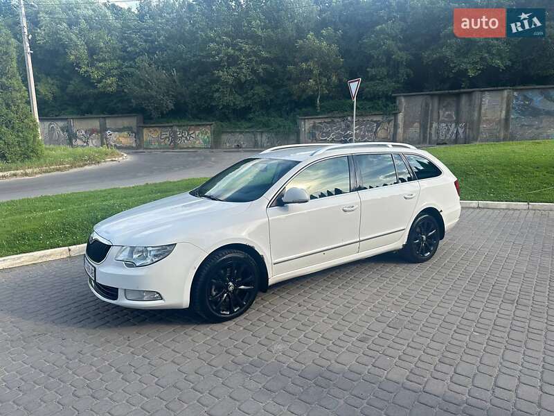 Skoda Superb 2012