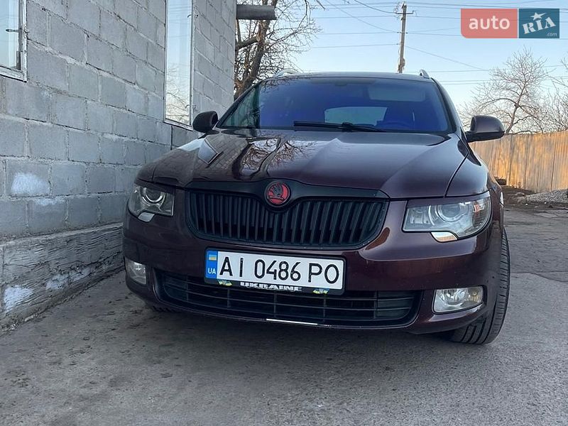 Skoda Superb 2011