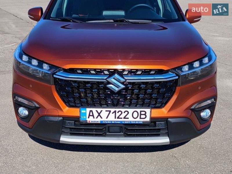 Suzuki S-Cross 2024