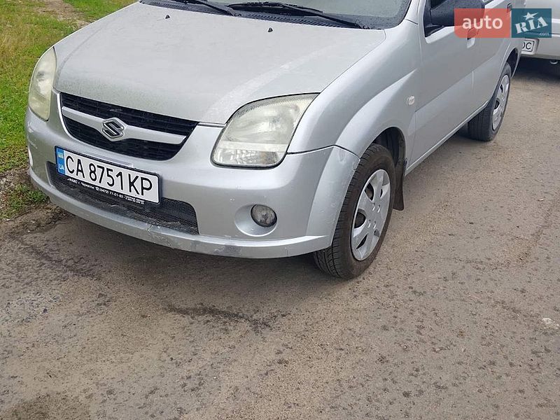 Suzuki Ignis 2004