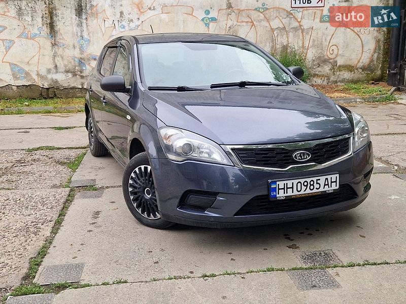 Kia Ceed 2011