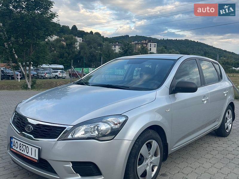 Kia Ceed 2010